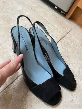 Ellen Tracy Black Peep-Toe Slingback Heels 10